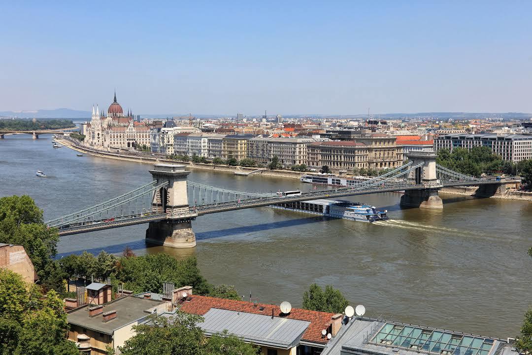 Kettenbrücke