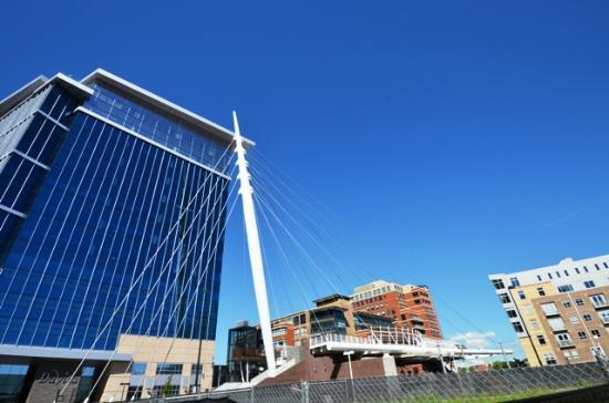 Pont Millennium Bridge