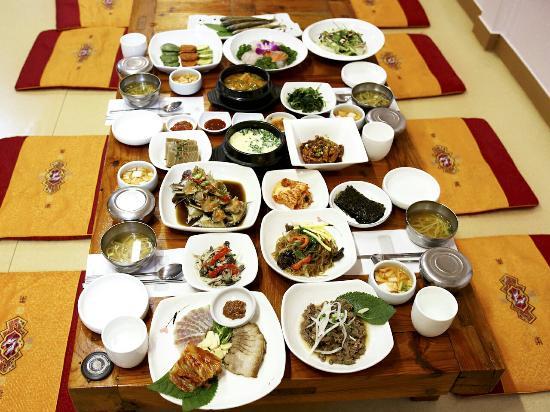 Yangban Daek