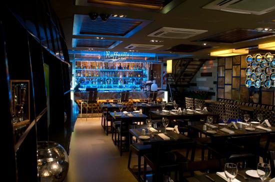 Raffaella Bar & Lounge