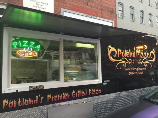 Pulehu Pizza