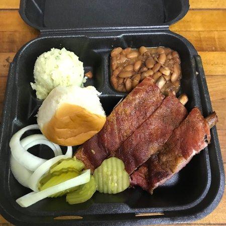 Tommy's Pit Barbecue