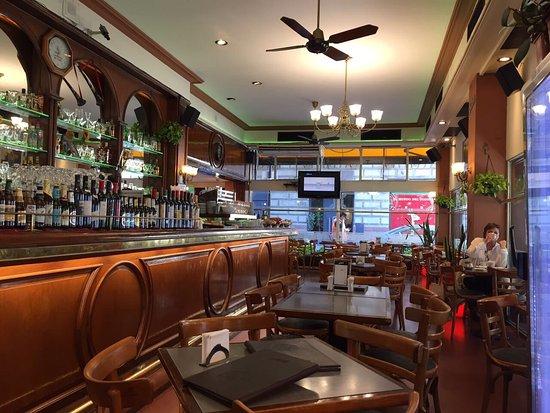 Cafe La Barra