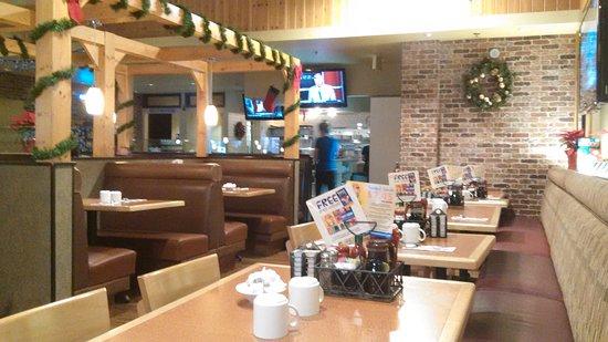 The Broken Yolk Cafe
