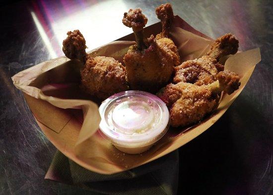 Tommy Want Wingy