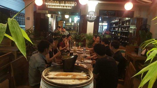 Le Bistro