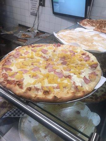 322 Pizza Bar