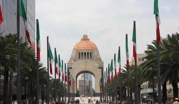 Monument à la Révolution