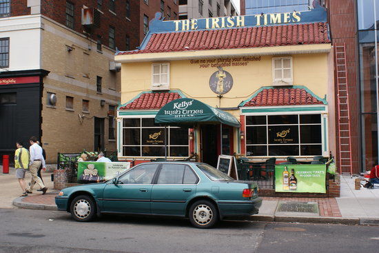 Kelly's Irish Times Pub