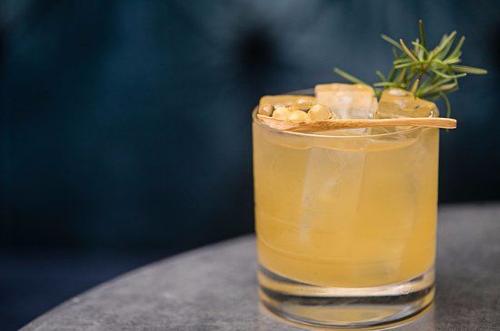 Lumen Lounge at the Ritz-Carlton Atlanta
