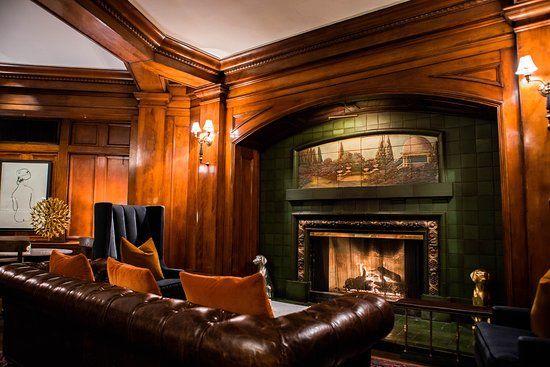 Fireside Room at Hotel Sorrento