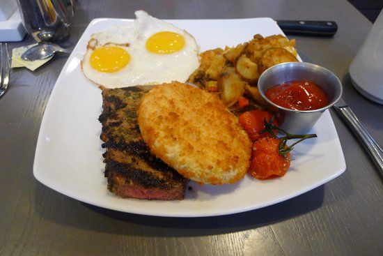 Bistro 300