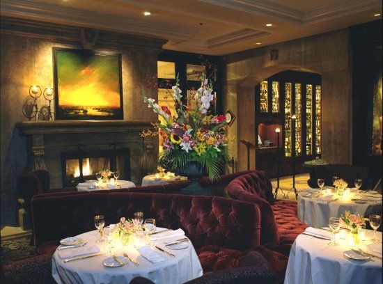 Bacchus Restaurant & Lounge