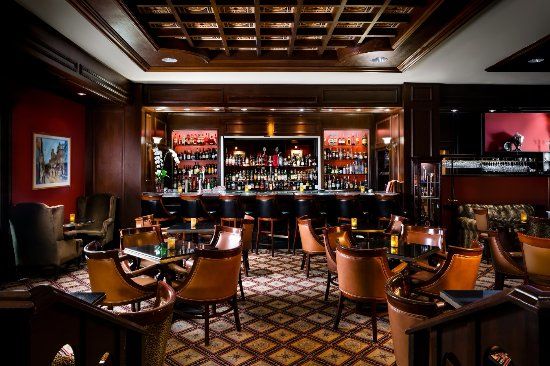 Library Bar at Fairmont Royal York
