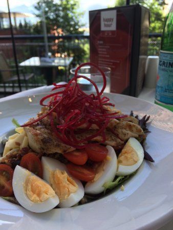 P2B Bistro & Bar