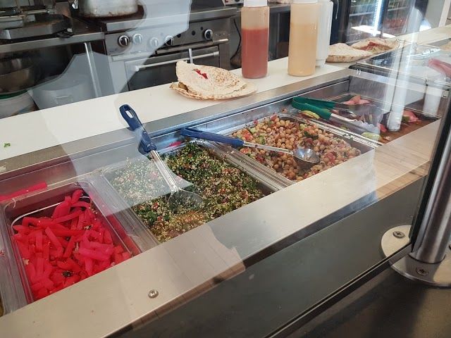 Shawarma Khan