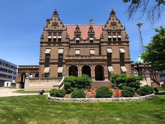 Pabst Mansion