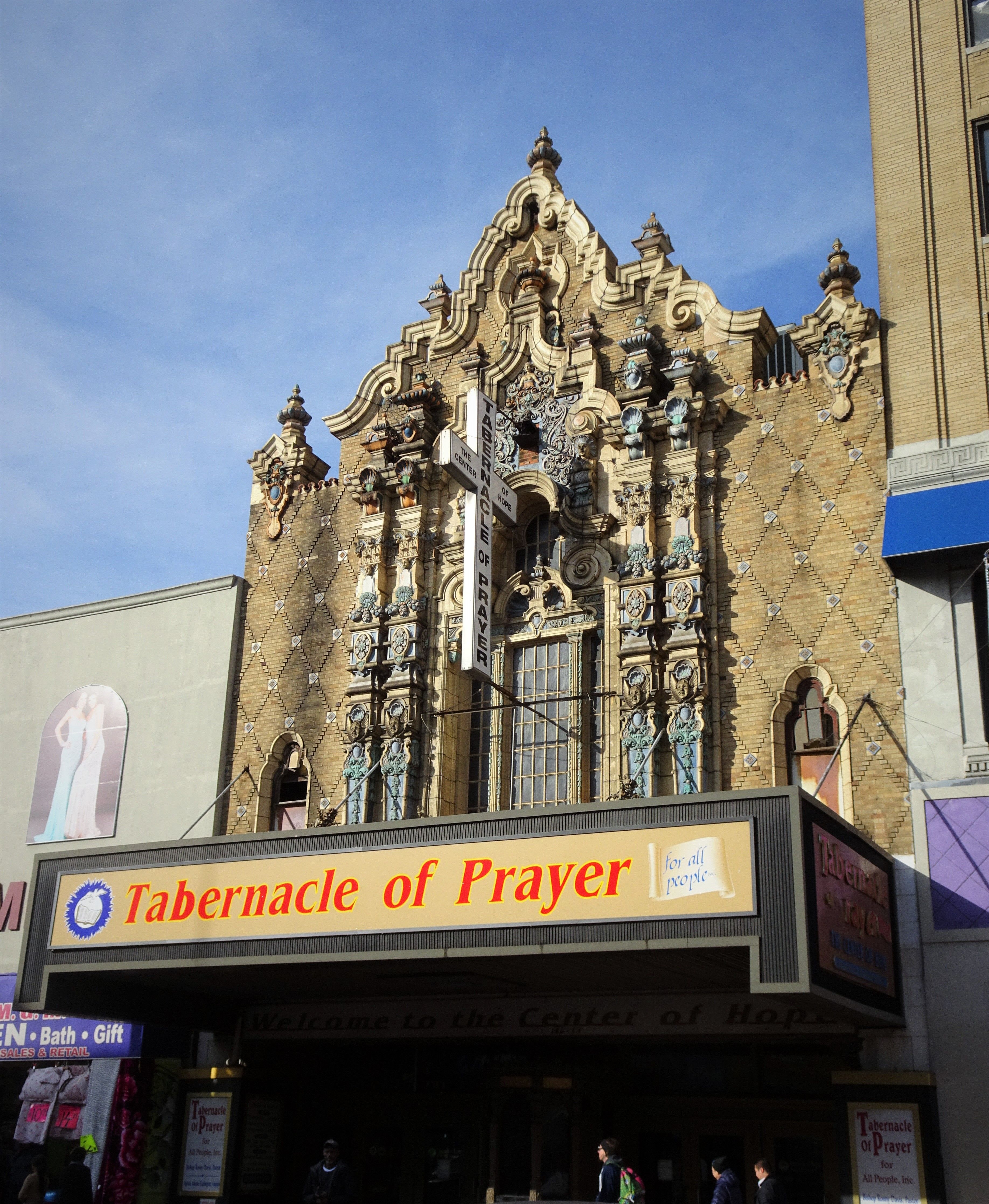 Loew's Valencia Theatre