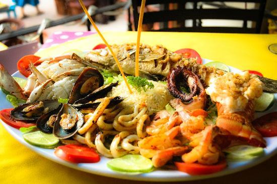 La Cazota Grill Restaurant