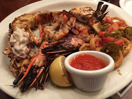 UNO Chicago Grill