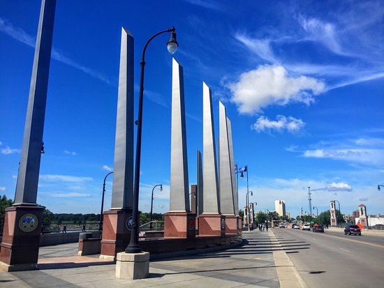 Veteran's Memorial Bridge